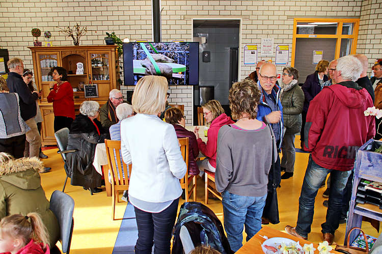 Opening en ingebruikname van het vernieuwde terras van het HUIS van ALLES in Driebruggen_34